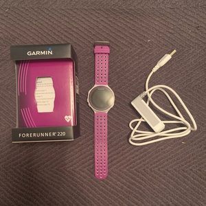 Garmin Forerunner 220! Original Packaging!